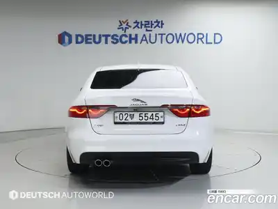 Jaguar XF 2018 2.0 гидро в Москве № 758391, миниатюра 4