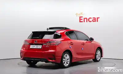 Lexus CT200h 2015 1.8 гидро в Москве № 766901, миниатюра 2