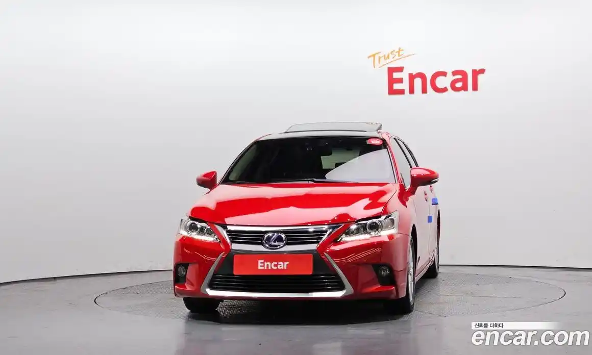 Lexus CT200h 2015 1.8 гидро в Москве № 766901, фото 3