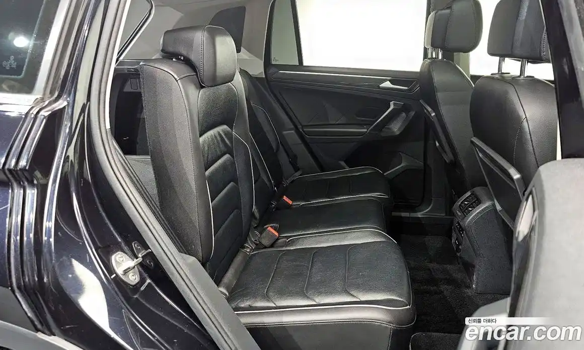 Volkswagen Tiguan 2020 2.0 гидро в Москве № 767198, фото 12