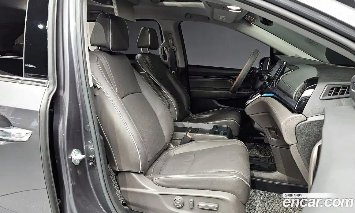 Honda Odyssey 2021 3.5 гидро в Москве № 767391, фото 10