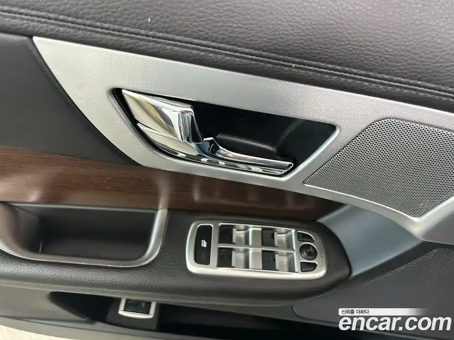 Jaguar XF 2014 2.0 гидро в Москве № 803439, фото 8