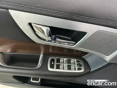 Jaguar XF 2014 2.0 гидро в Москве № 803439, миниатюра 8