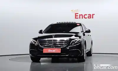 Mercedes-Benz E-Class 2020 2.0 гидро, миниатюра 3
