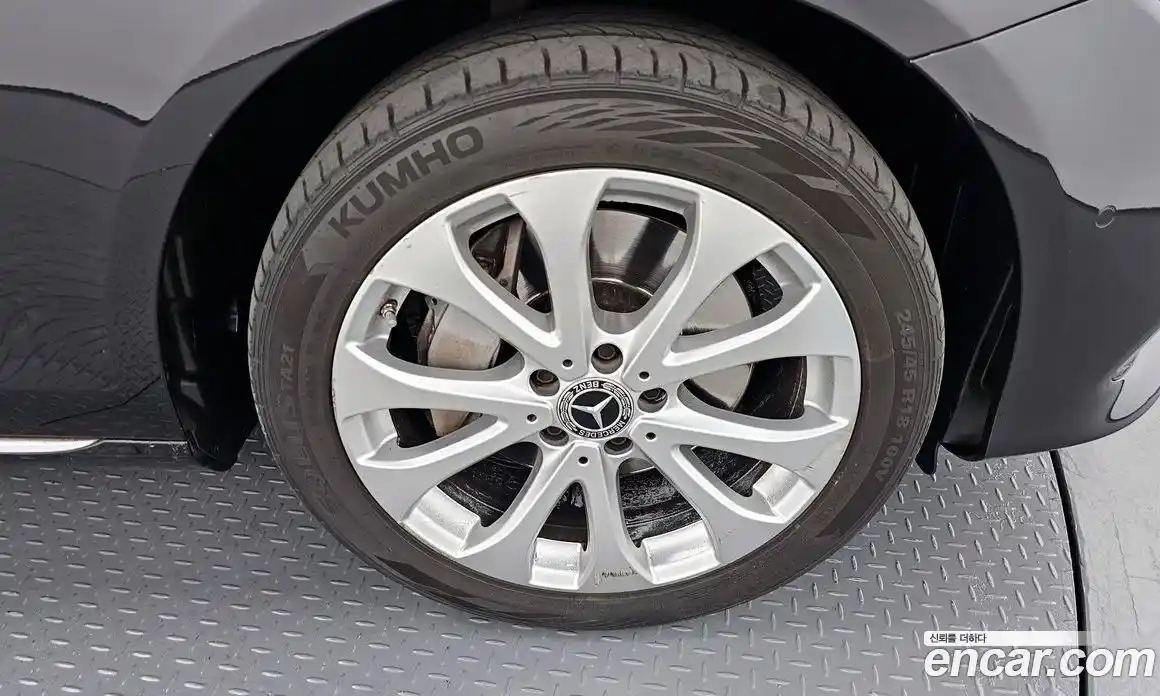 Mercedes-Benz E-Class 2020 2.0 гидро, фото 5