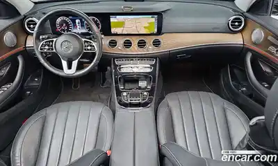 Mercedes-Benz E-Class 2020 2.0 гидро, миниатюра 7