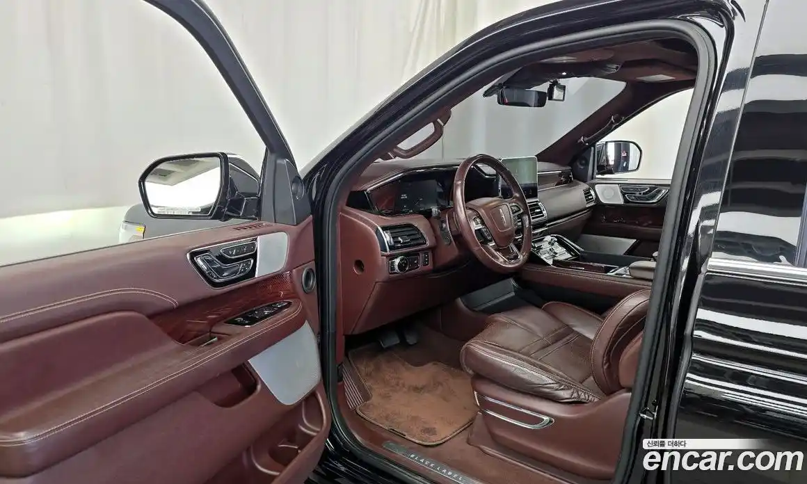 Lincoln Navigator 2020 3.5 гидро в Москве № 827235, фото 10