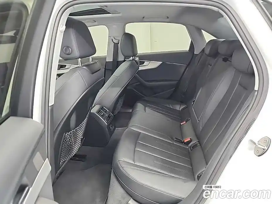 Audi A4 2018 2.0 гидро в Москве № 859712, фото 12
