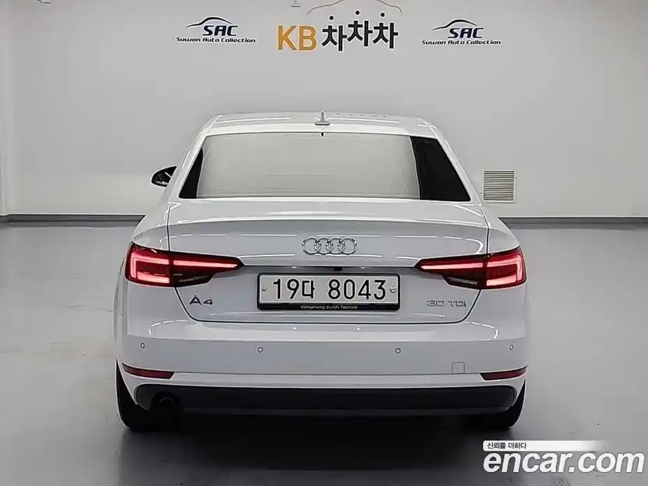Audi A4 2018 2.0 гидро в Москве № 859712, фото 3