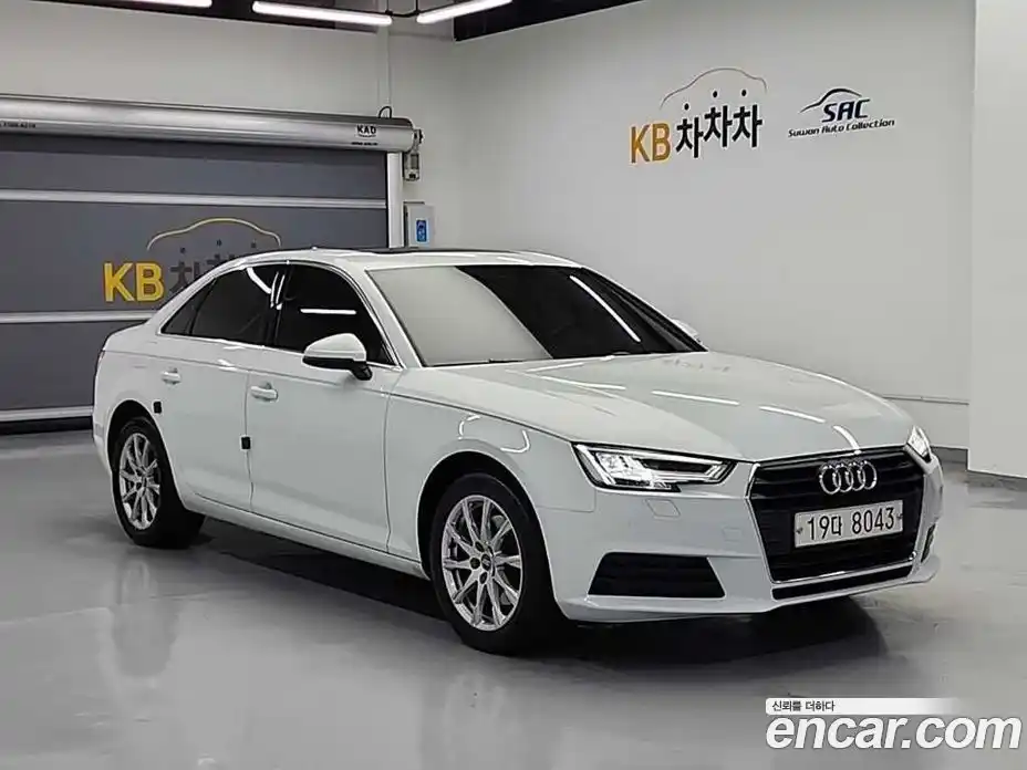 Audi A4 2018 2.0 гидро в Москве № 859712, фото 4