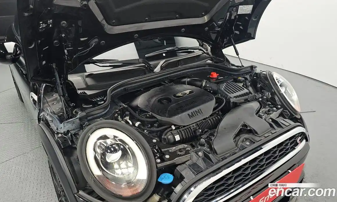 Mini Cooper 2018 2.0 гидро в Москве № 861542, фото 6