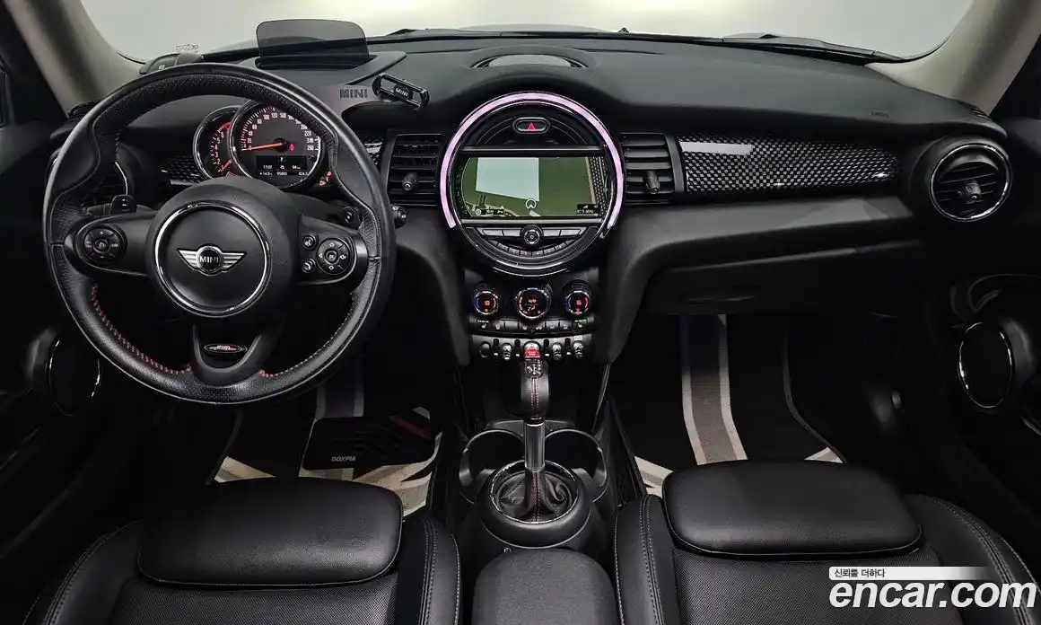 Mini Cooper 2018 2.0 гидро в Москве № 861542, фото 7