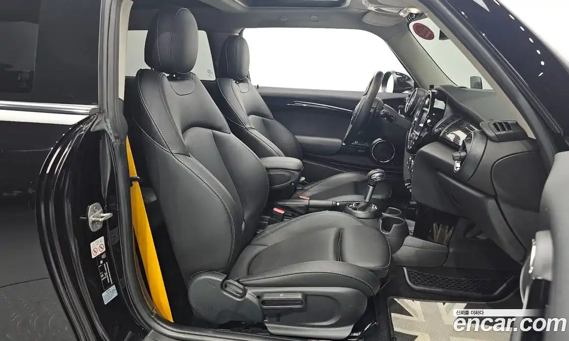 Mini Cooper 2018 2.0 гидро в Москве № 861542, фото 10