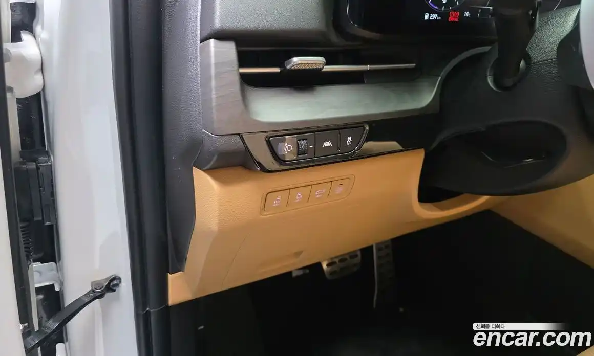 Kia Canival 2022 2.2 Автомат в Москве № 930060, фото 14