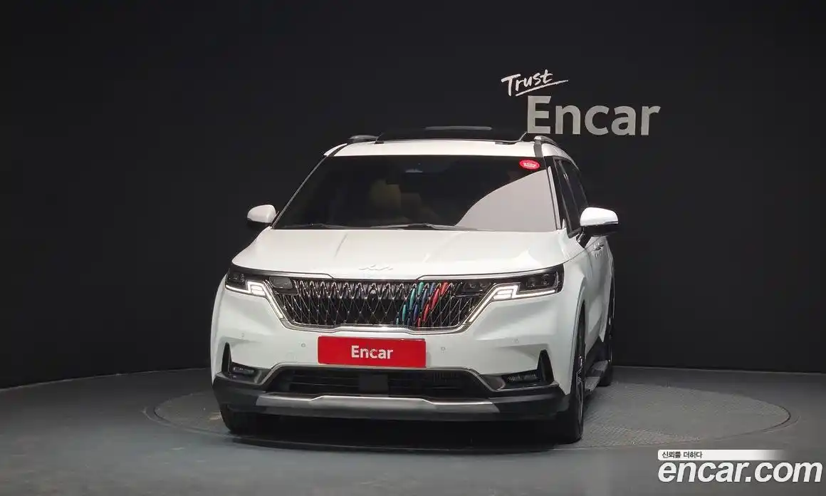 Kia Canival 2022 2.2 Автомат в Москве № 930060, фото 3