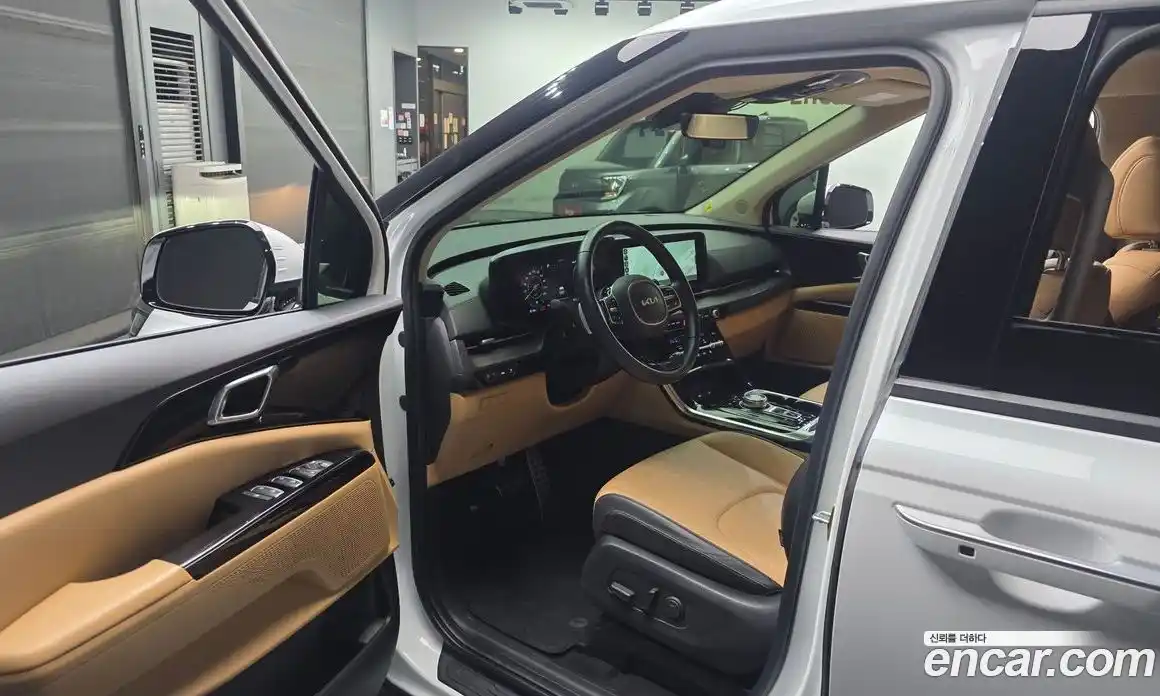 Kia Canival 2022 2.2 Автомат в Москве № 930060, фото 10