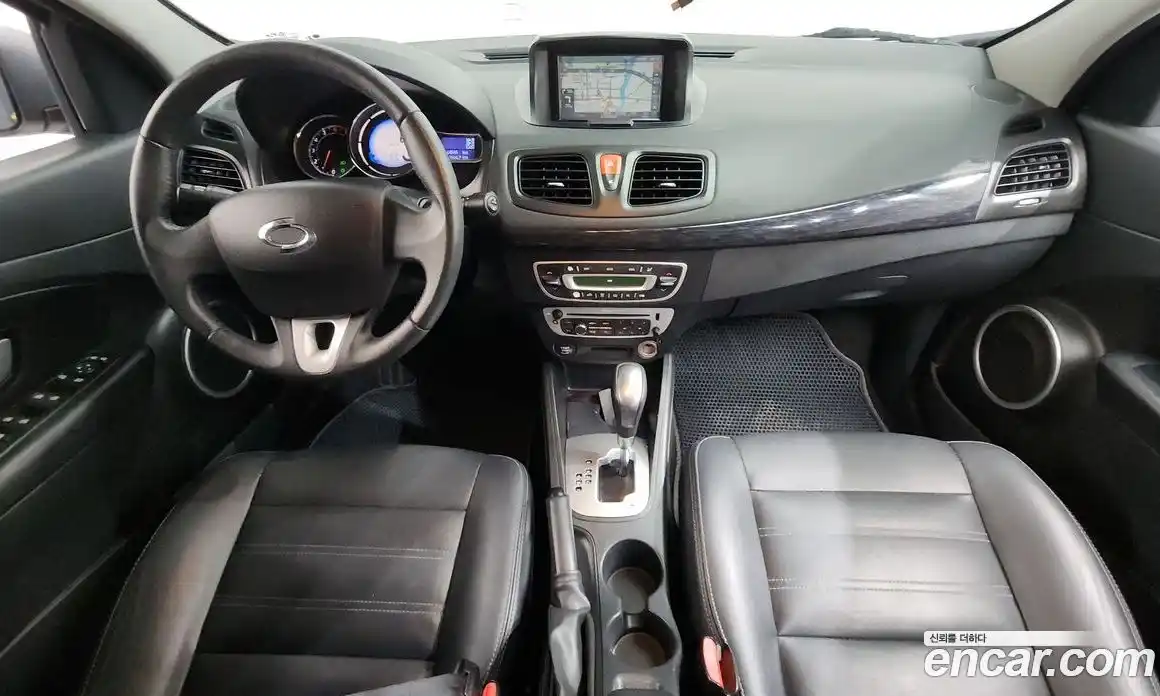 Renault SM3 2015 1.6 гидро в Москве, фото 7