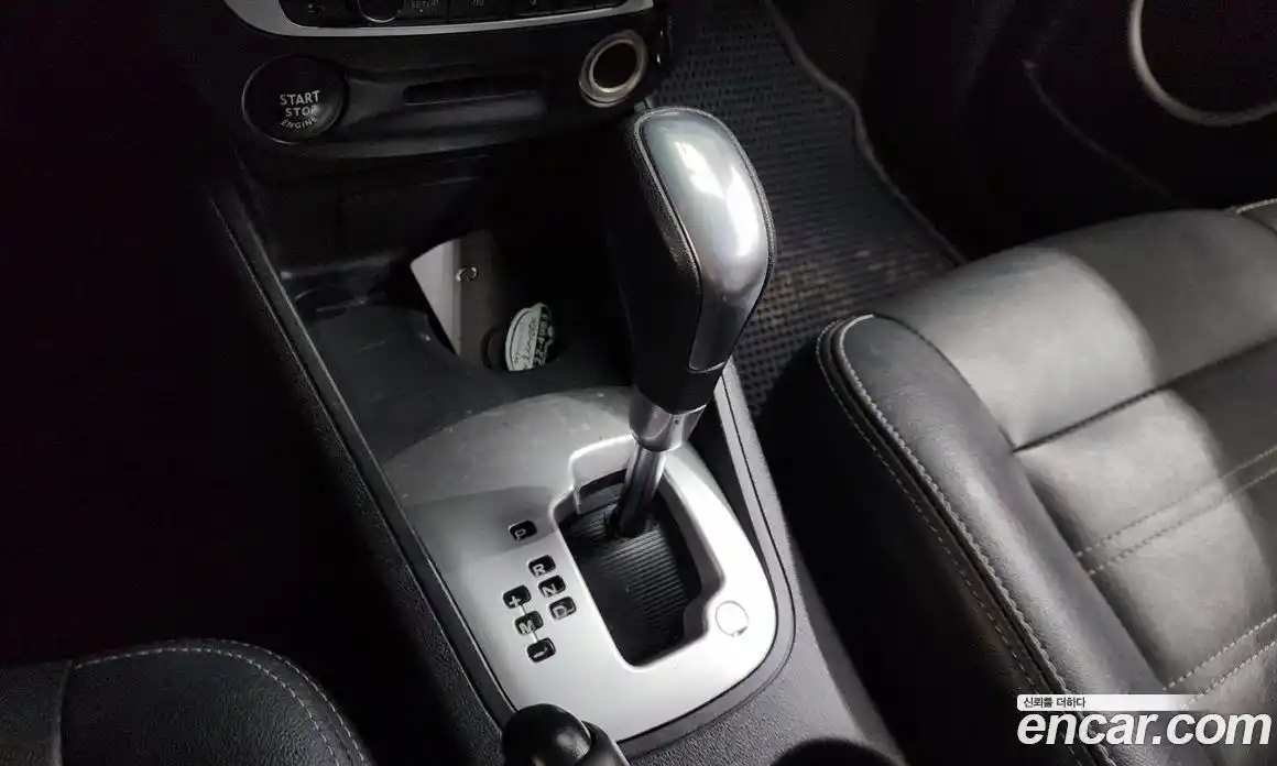 Renault SM3 2015 1.6 гидро в Москве, фото 9