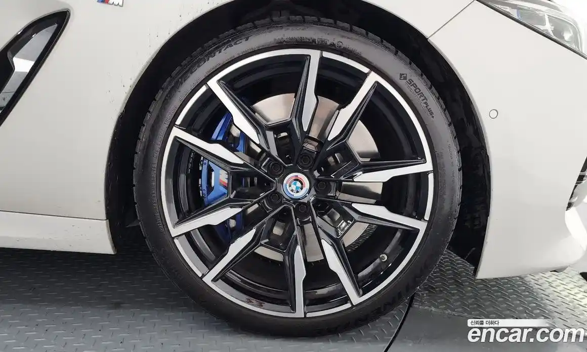 BMW 8-Series 2022 4.4 Автомат в Москве № 968963, фото 5