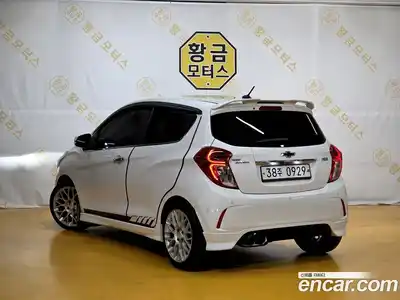 Chevrolet Spark 2015 1.0 гидро в Москве № 974730, миниатюра 5