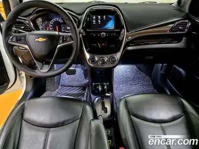 Chevrolet Spark 2015 1.0 гидро в Москве № 974730, миниатюра 9