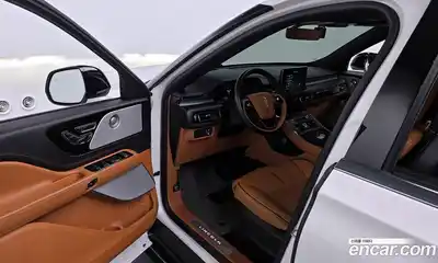 Lincoln Aviator 2023 3.0 гидро в Москве № 976424, миниатюра 11