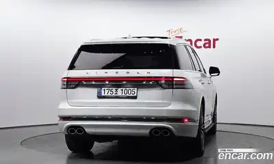 Lincoln Aviator 2023 3.0 гидро в Москве № 976424, миниатюра 4