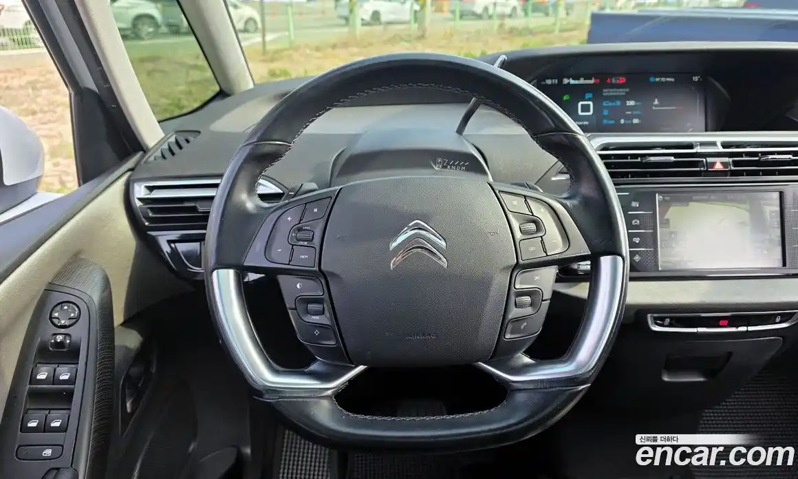 Citroen C4 Picasso 2016 1.6 гидро в Москве № 976675, фото 13