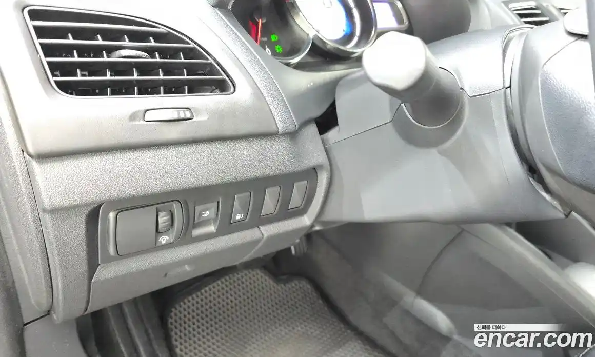 Renault SM3 2013 1.6 Автомат в Москве № 1003585, фото 15