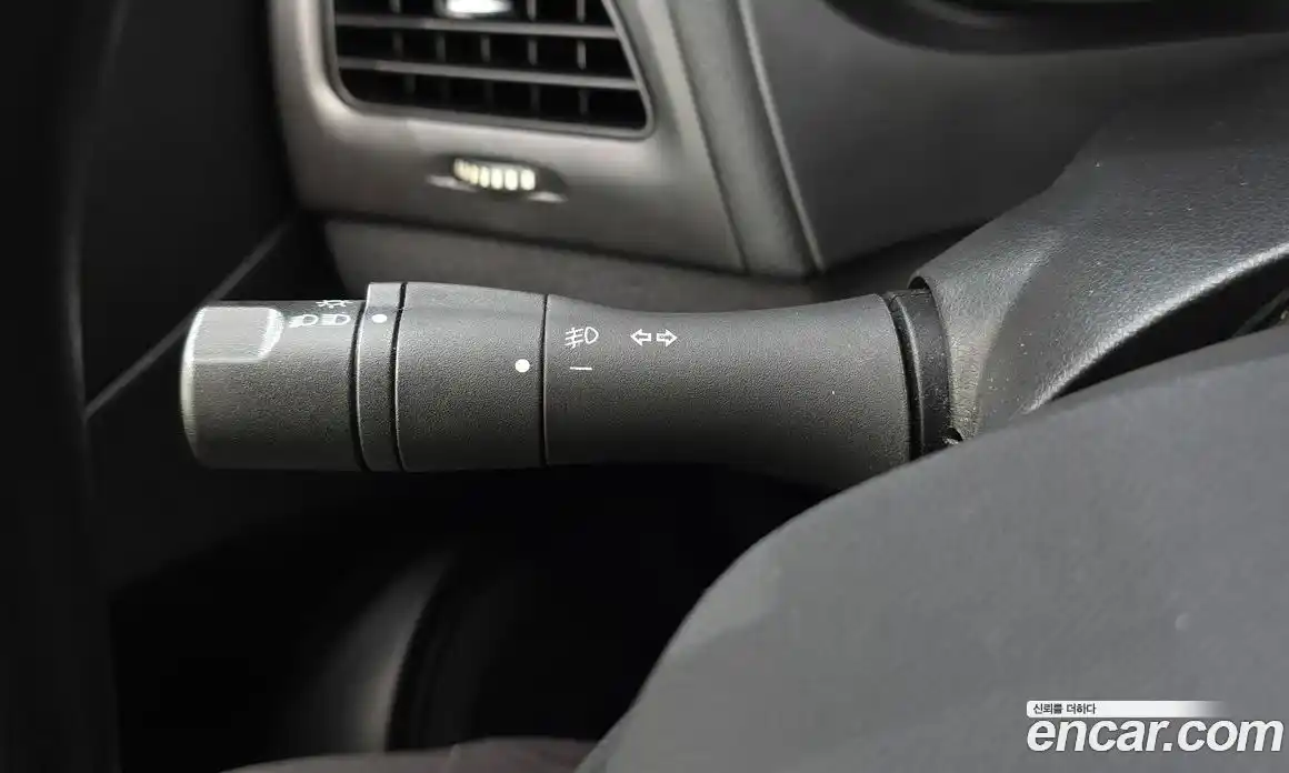 Renault SM3 2013 1.6 Автомат в Москве № 1003585, фото 16