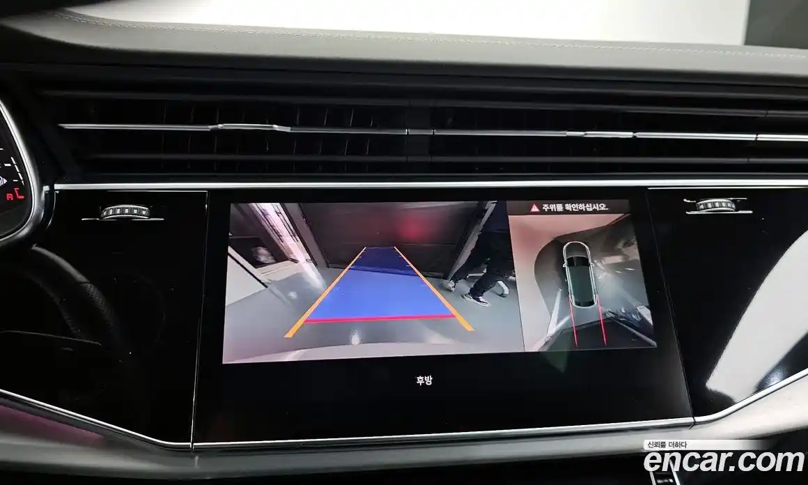 Audi Q8 2022 3.0 Автомат в Москве № 1007397, фото 15