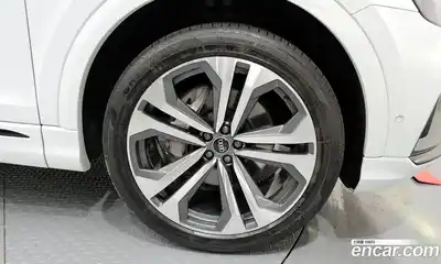 Audi Q8 2022 3.0 Автомат в Москве № 1007397, миниатюра 5