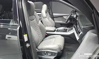 Audi Q7 2022 3.0 Автомат в Москве № 1008009, миниатюра 10