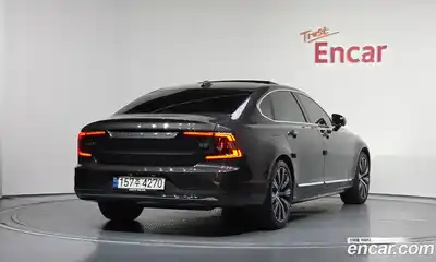 Volvo S90, 2022