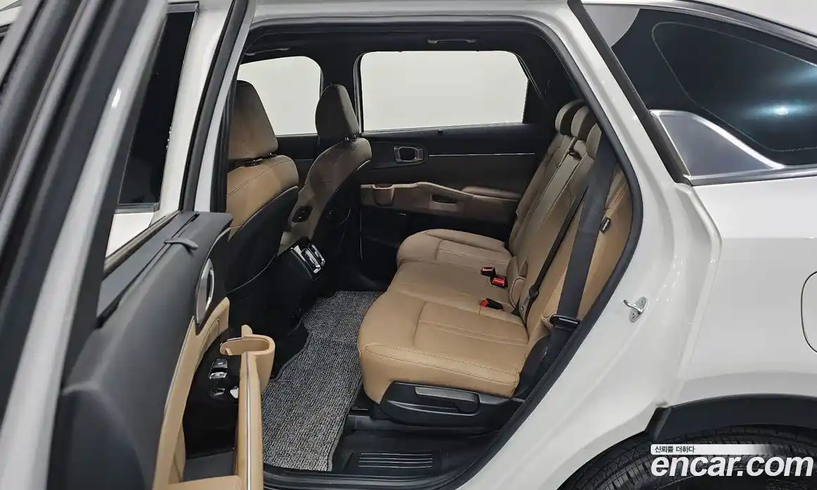 Kia Sorento 2024 1.6 Автомат в Москве № 1009372, фото 11