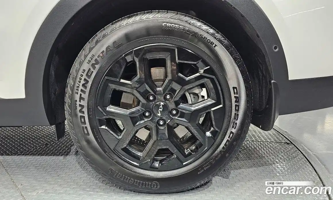 Kia Sorento 2024 1.6 Автомат в Москве № 1009372, фото 5