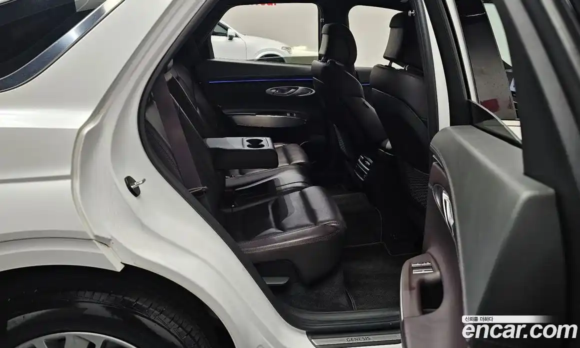 Genesis GV70 2024 2.5 Автомат в Москве № 1010004, фото 12