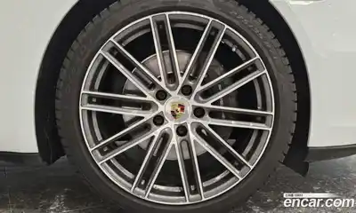 Porsche Panamera 2019 3.0 гидро в Москве № 1011980, миниатюра 5