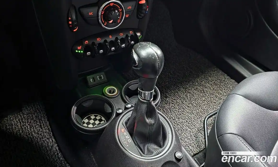 Mini Cooper 2012 2.0 гидро в Москве № 1014067, фото 9