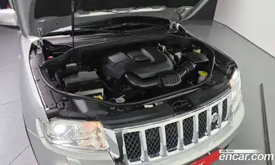 Jeep Cherokee 2011 3.6 гидро в Москве № 1015089, миниатюра 6