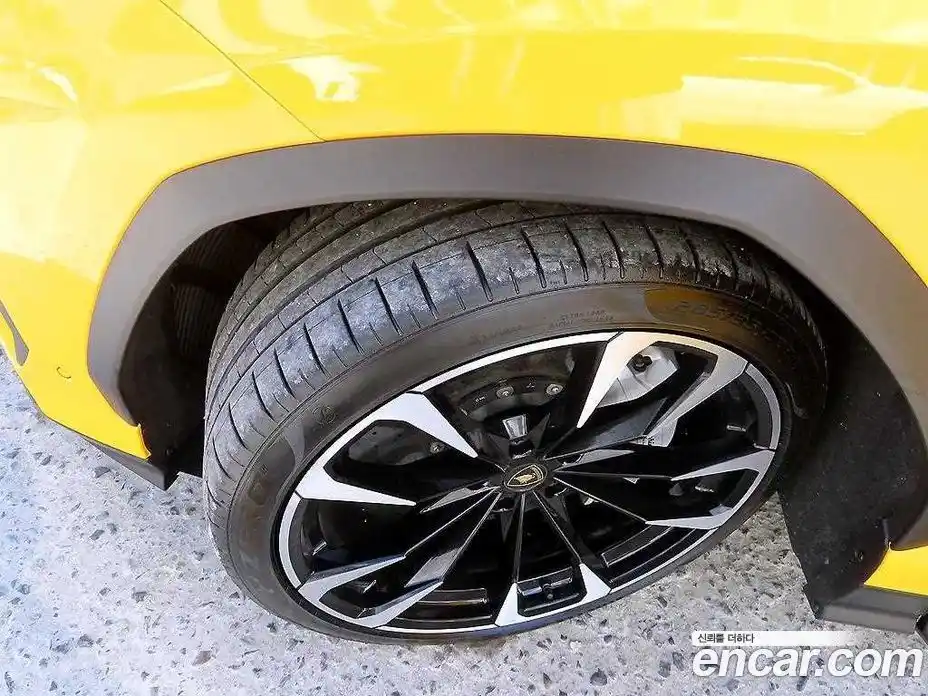 Lamborghini Urus 2021 4.0 гидро в Москве № 1015983, фото 20