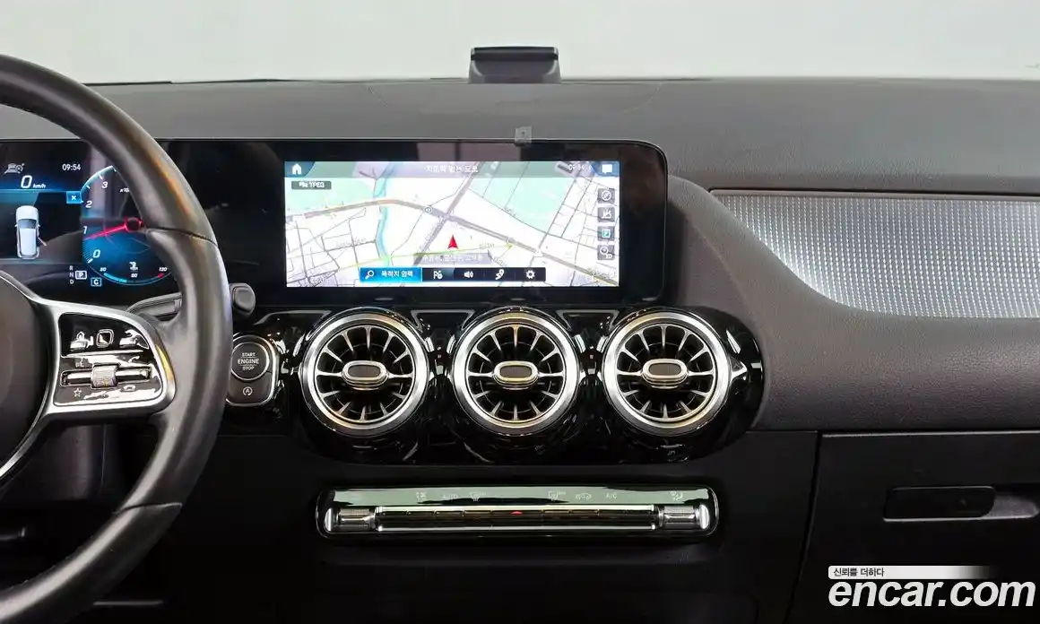 Mercedes-Benz GLA-Class 2021 2.0 гидро в Москве № 137250, фото 14