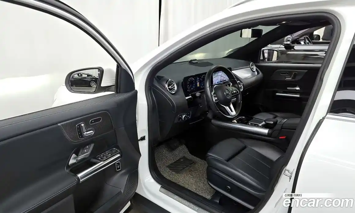 Mercedes-Benz GLA-Class 2021 2.0 гидро в Москве № 137250, фото 10