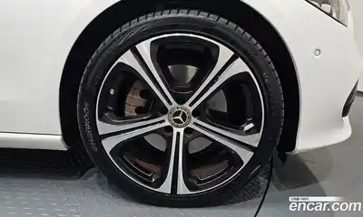 Mercedes-Benz C-Class 2023 2.0 гидро в Москве № 137302, миниатюра 4