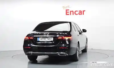 Mercedes-Benz E-Class 2023 2.0 гидро в Москве № 137471, миниатюра 4