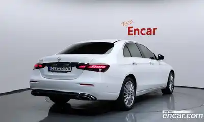 Mercedes-Benz E-Class 2022 2.0 гидро в Москве № 142296, миниатюра 2