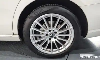 Mercedes-Benz E-Class 2022 2.0 гидро в Москве № 142296, миниатюра 5