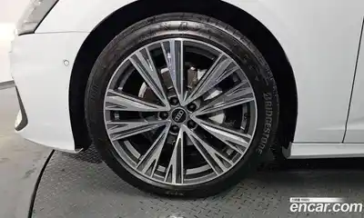 Audi A6 2023 2.0 гидро в Москве № 142478, миниатюра 4