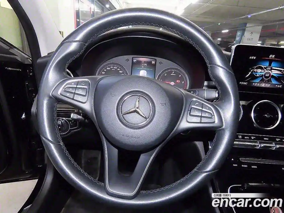 Mercedes-Benz C-Class 2018 1.6 гидро в Москве № 143805, фото 8