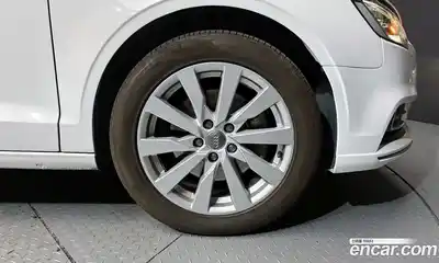 Audi A3 2018 2.0 гидро в Москве № 154069, миниатюра 5